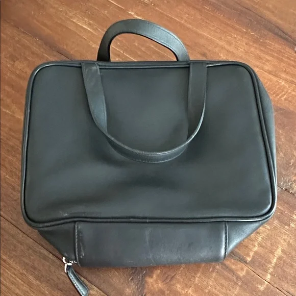 Vintage Coach Black Leather Toiletry Bag Y2K - Picture 2 of 6